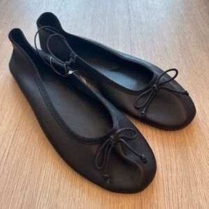 NWT Ballerina Flats Women’s Size 9